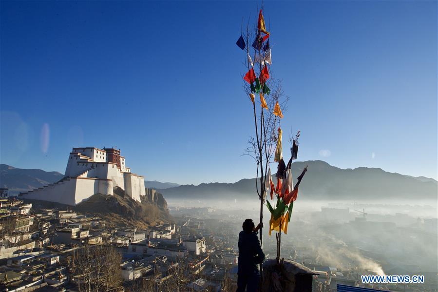 CHINA-XIGAZE-NEW YEAR-PRAYER FLAG (CN)