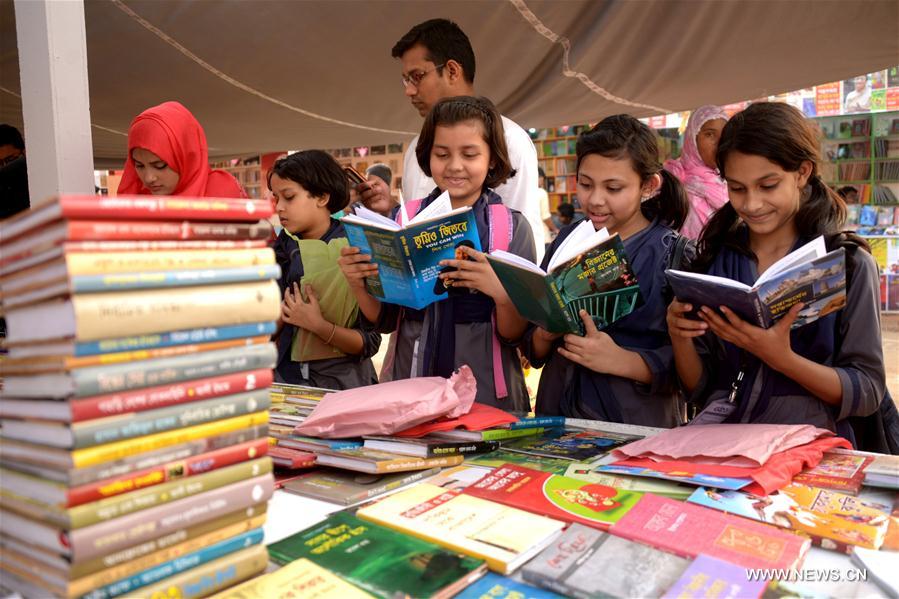 BANGLADESH-DHAKA-BOOK-FAIR