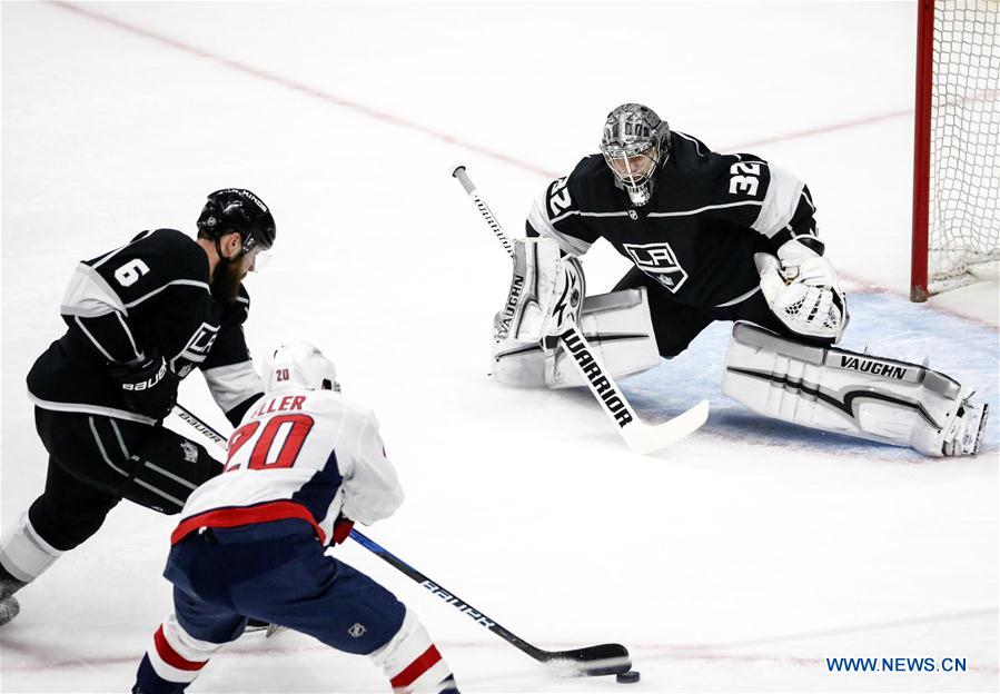 (SP)U.S.-LOS ANGELES-ICE HOCKEY-NHL-LOS ANGELES KINGS VS WASHINGTON CAPITALS