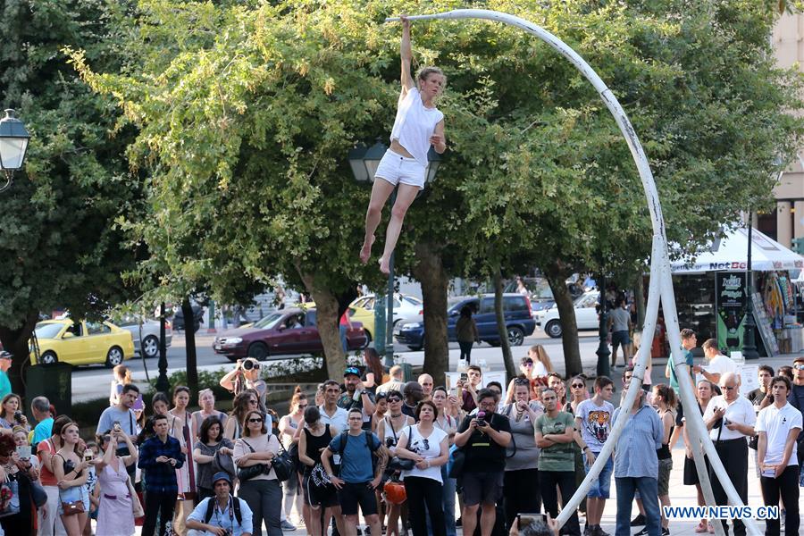 GREECE-ATHENS-ACROBATICS-PERFORMANCE