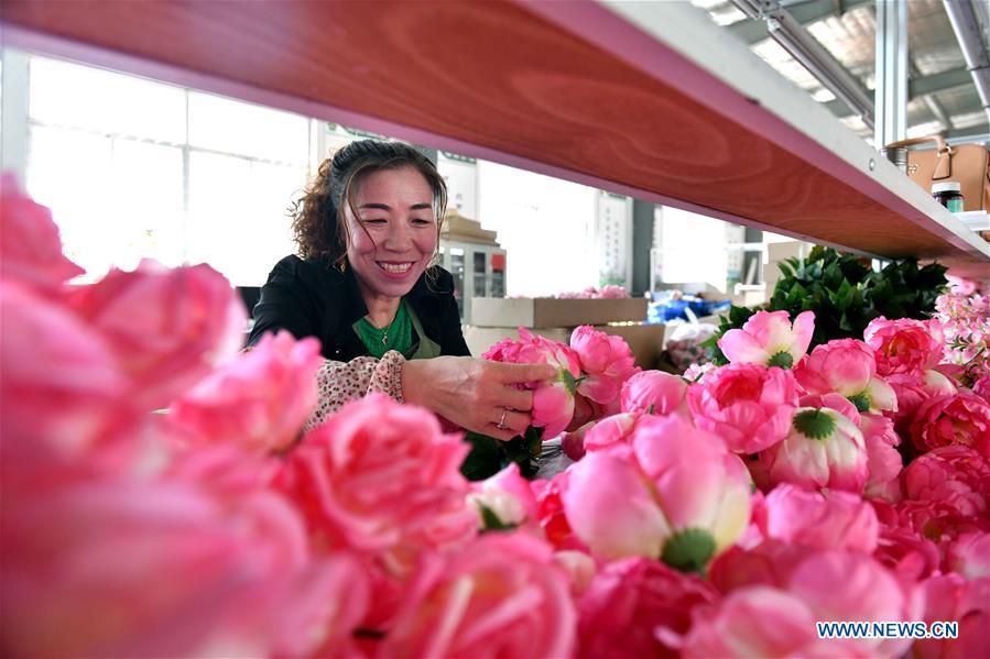 CHINA-NINGXIA-GUYUAN-ARTIFICIAL FLOWER (CN)