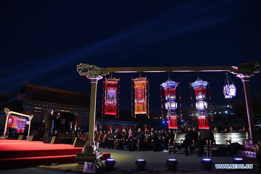 (InPalaceMuseum) CHINA-BEIJING-PALACE MUSEUM-ROYAL LANTERNS-CHARITY AUCTION (CN)