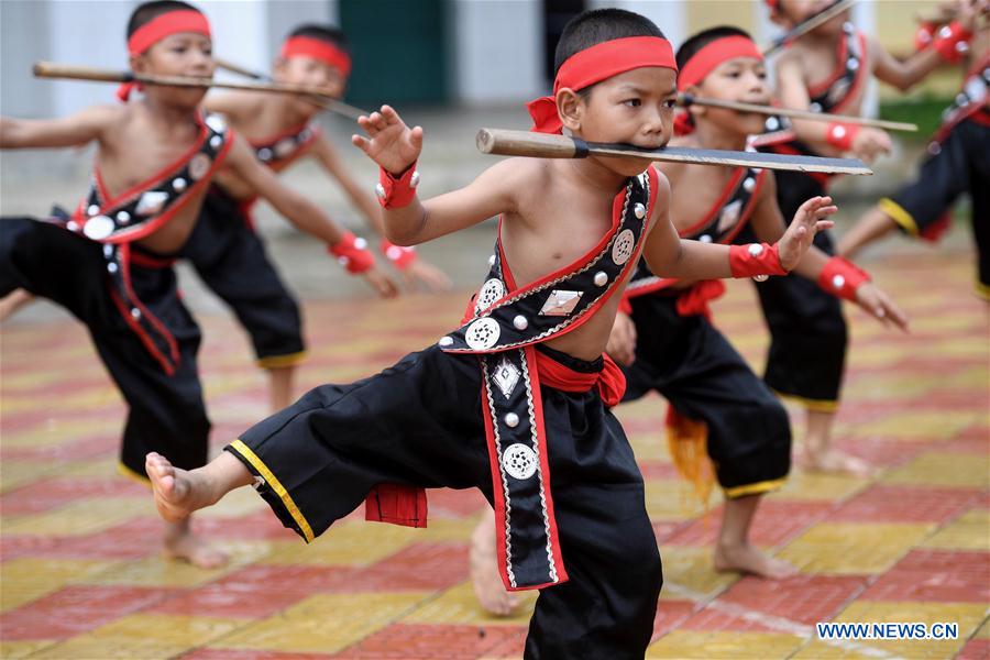 CHINA-YUNNAN-DEHONG-JINGPO-PRIMARY SCHOOL (CN)