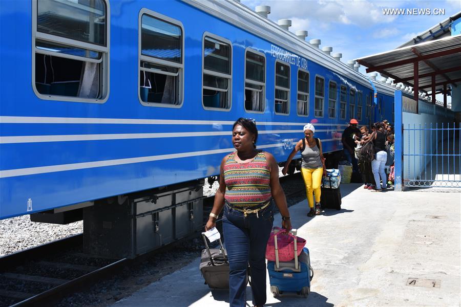 CUBA-HAVANA-RAILWAY-CHINESE WAGONS-OPERATION