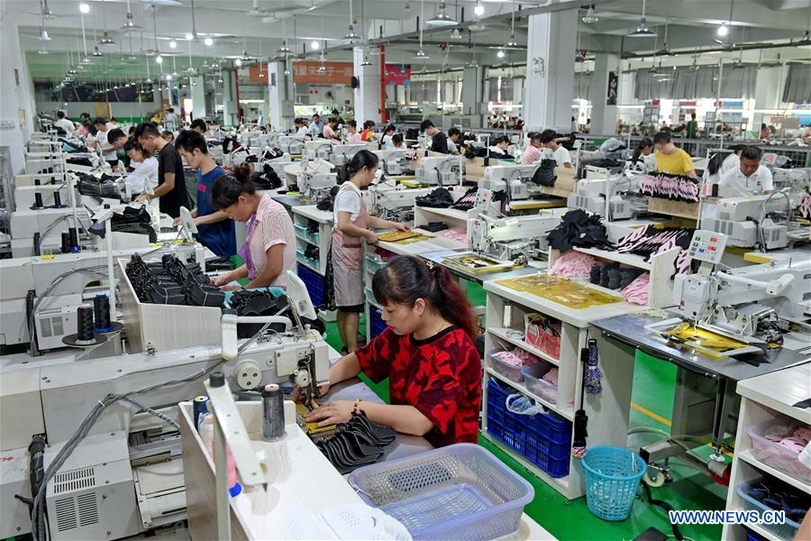 CHINA-FUJIAN-PUTIAN-SHOEMAKING (CN)