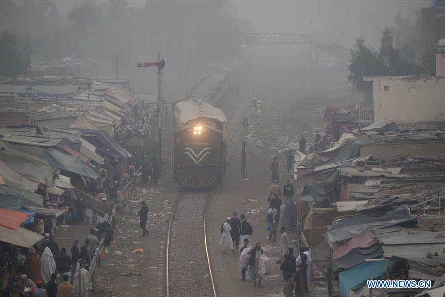 PAKISTAN-PESHAWAR-FOG