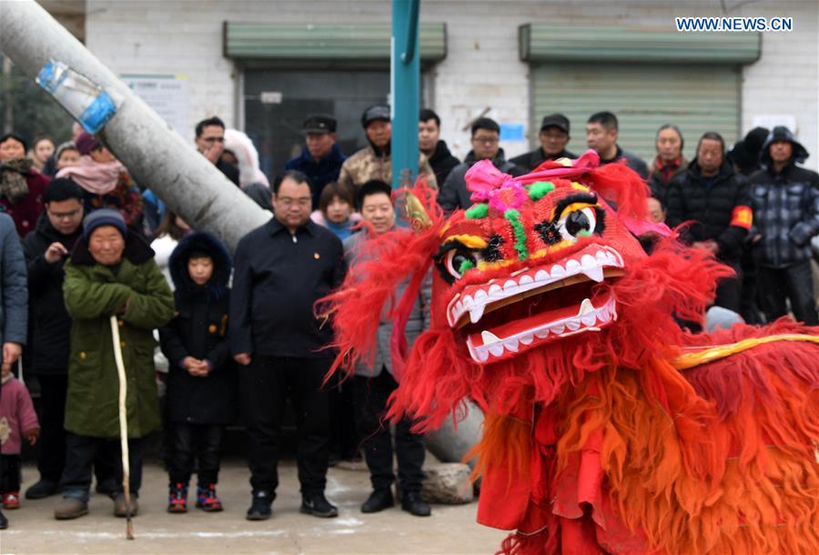 CHINA-HENAN-JIAXIAN-OLD STREET-CELEBRATION (CN)